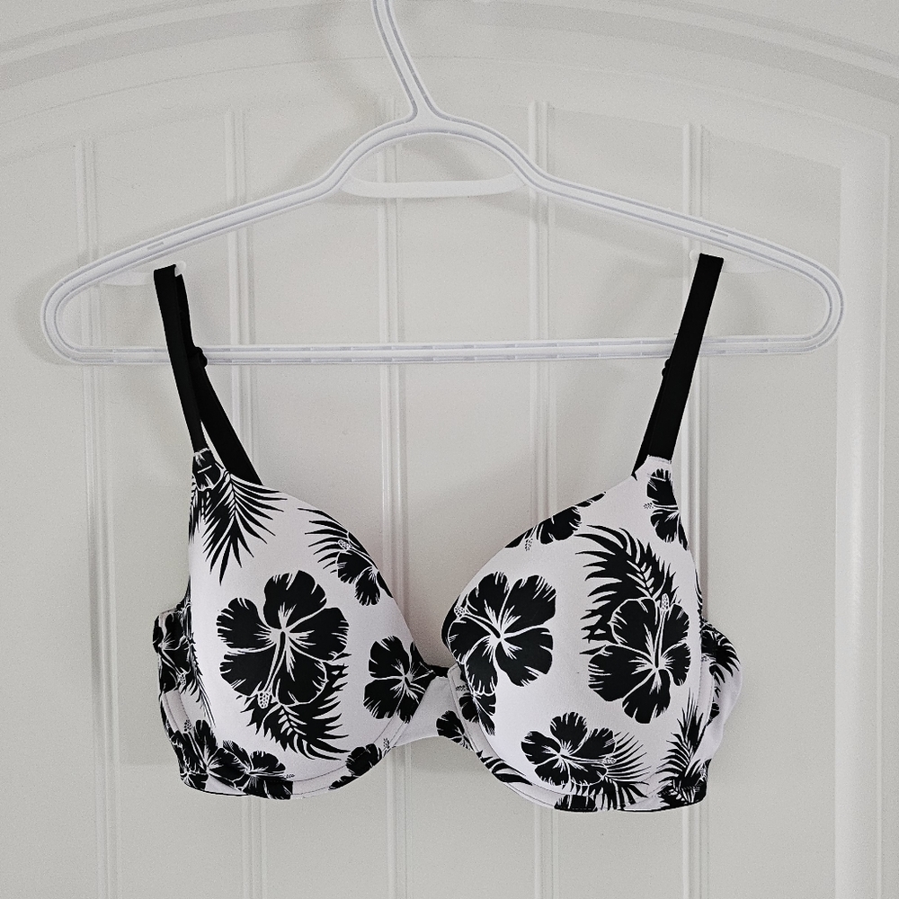 VS Pink Push up convertible strap bra 34D